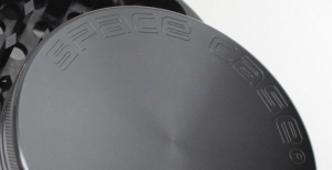 Space Case 4 Piece Large Size Titanium grinder top logo